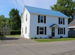 5438 Library St, Brewerton, NY 13029