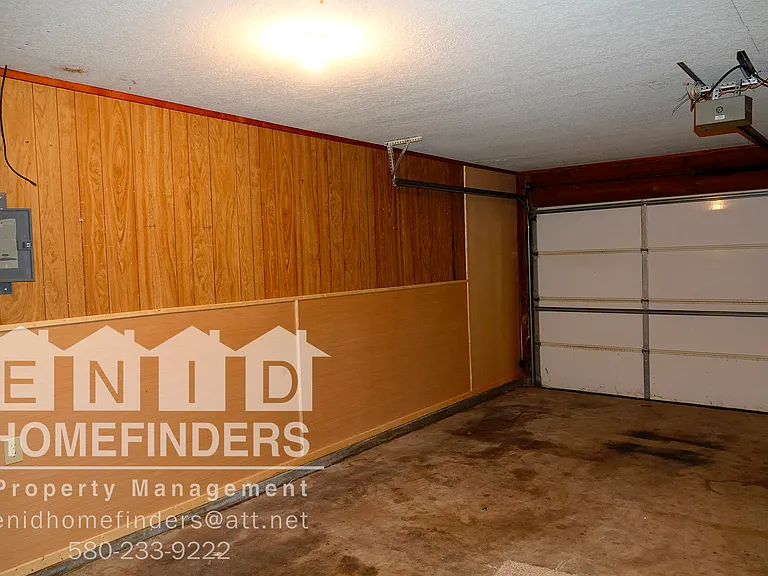 205 Wellington Ave — Photo 12
