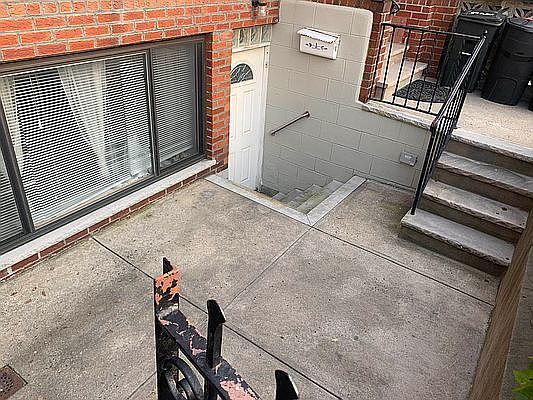 1st image of 3061 32nd St