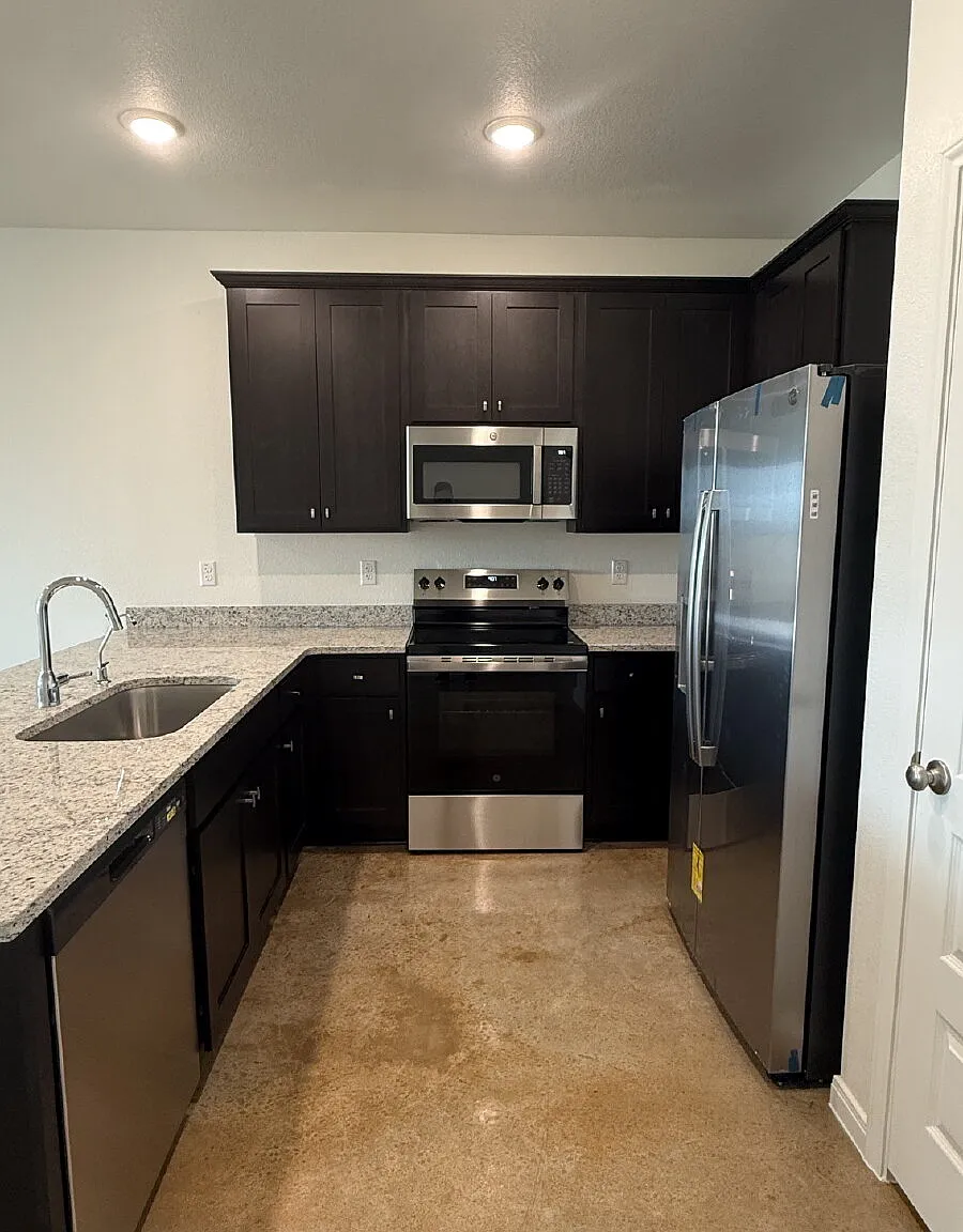 3 bed, 2.0 bath, 1175 sqft, $1,450 — Photo 4