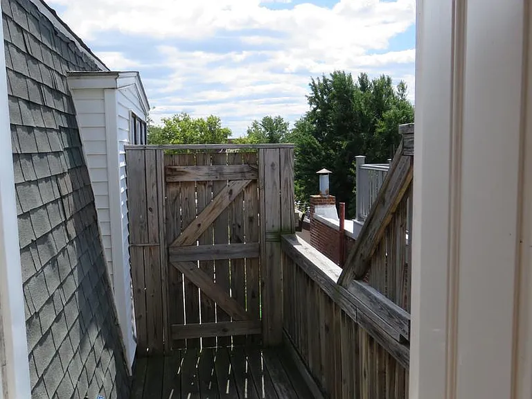 2114 Pine St #3F — Photo 6