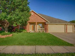 3905 Buckingham Dr, Norman, OK 73072