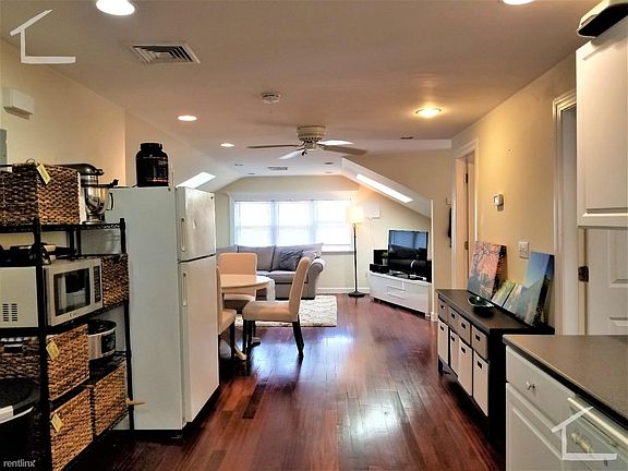 14 Duval #4 Boston (Brighton) Unit Photo 4