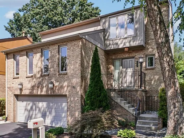 9938 Great Oaks Way, Fairfax, VA 22030