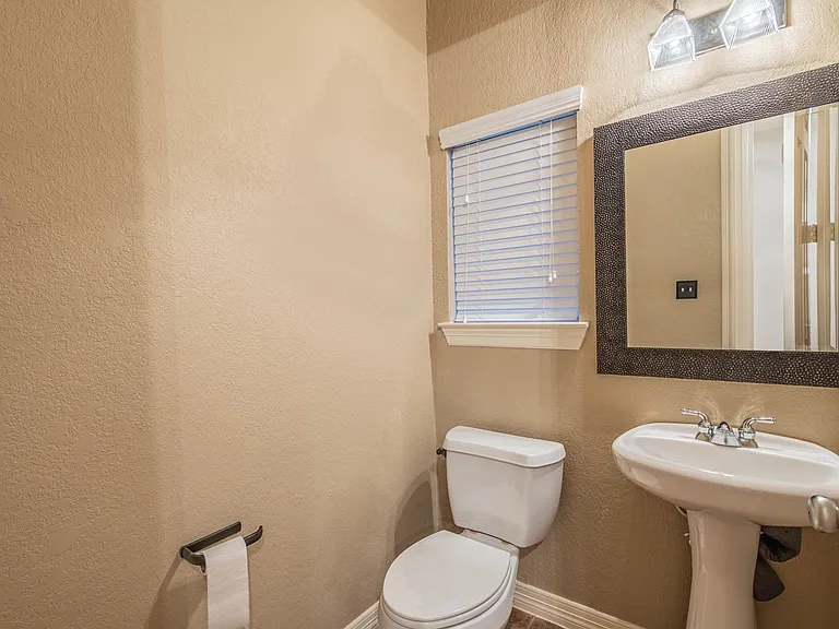 10623 Wallingford Pl — Photo 14