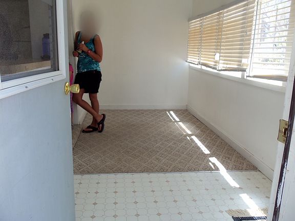 Small unit sun room/office 