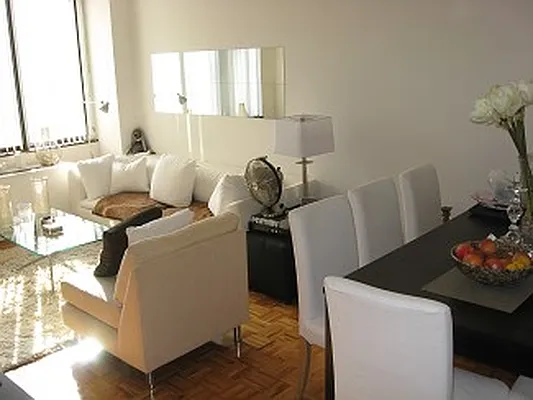 Rented by Newell and Assoc. | media 22