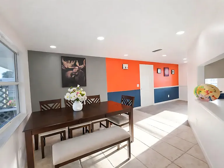 6357 Spanish Main Dr — Photo 14
