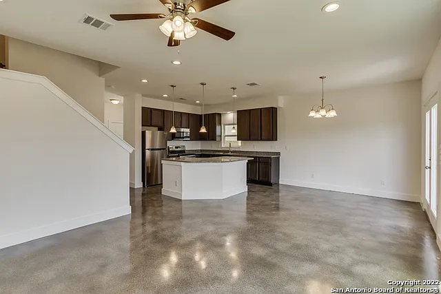 206 Topaz #1502 — Photo 18
