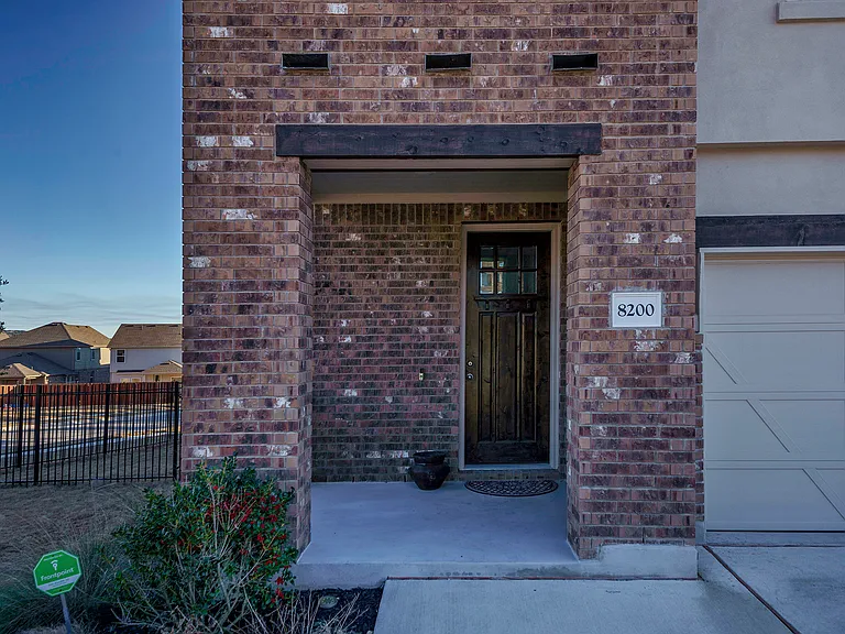 8200 Prairie Rye Dr — Photo 8
