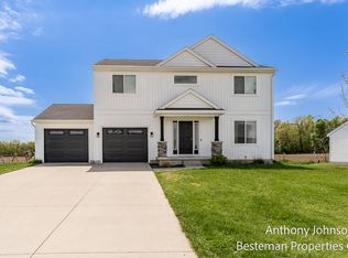 250 Warbler Dr, Caledonia, MI 49316