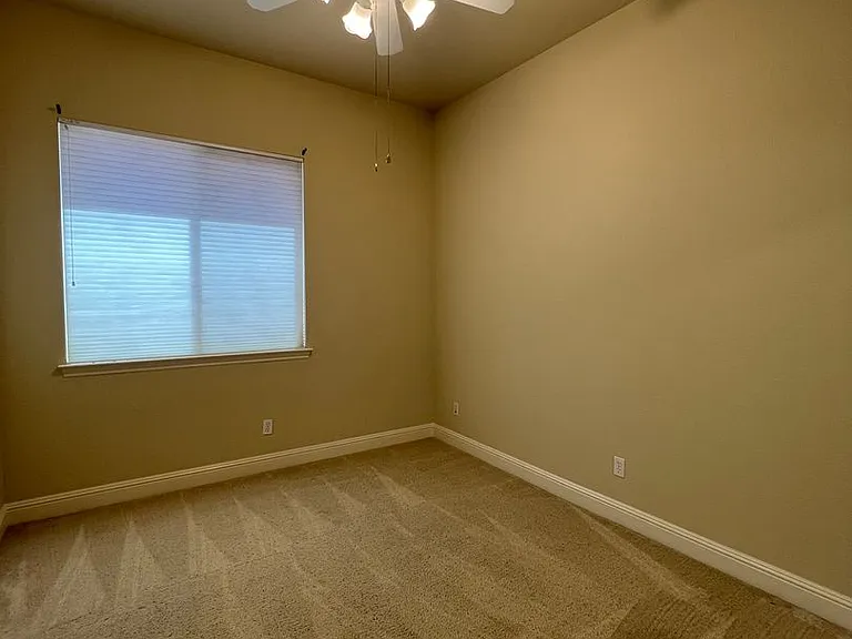 1256 Jorgenson Dr — Photo 14