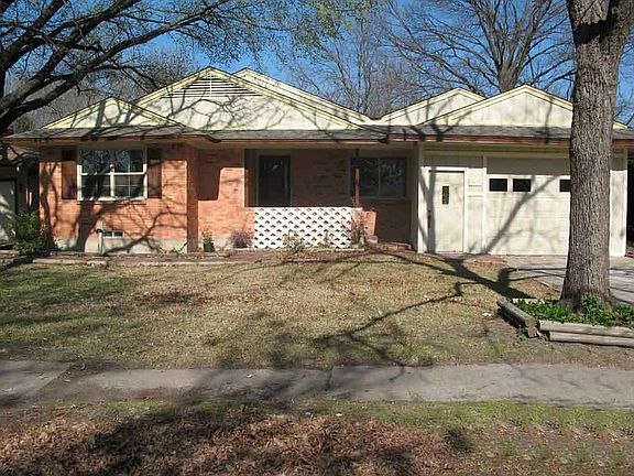 5th image of 10137 Eastwood Dr