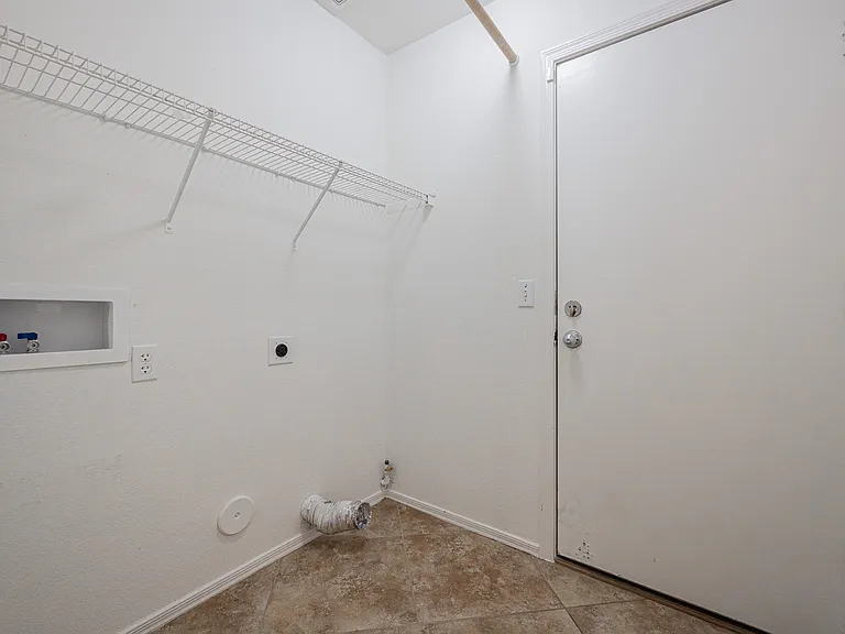6413 W Elwood St — Photo 18