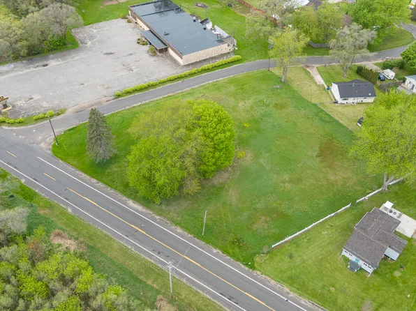 2245 Red Arrow Hwy, Benton Harbor, MI 49022