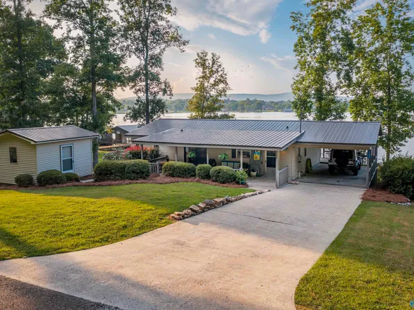1501 Dogwood Ln, Ashville, AL 35953