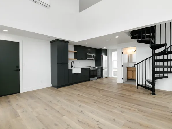 3008 Suncrest Dr #C, San Diego, CA 92116