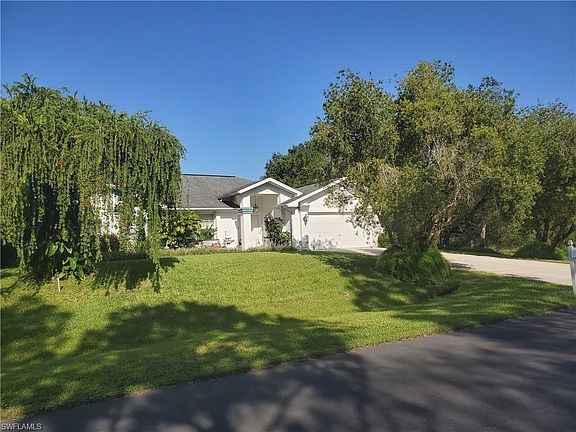 2nd image of 6540 Chabot Ave