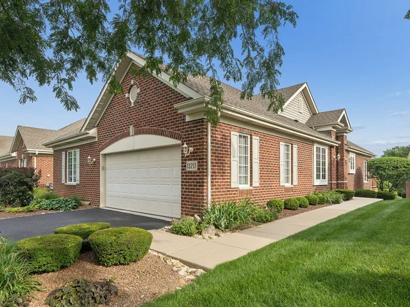 13217 Greenleaf Trl, Palos Heights, IL 60463