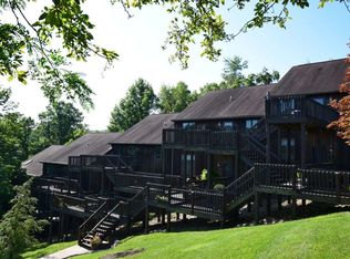 1818 E Eagle Bay Dr, Bloomington, IN 47401