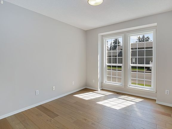 3rd image of 11408 NE 33rd Ave