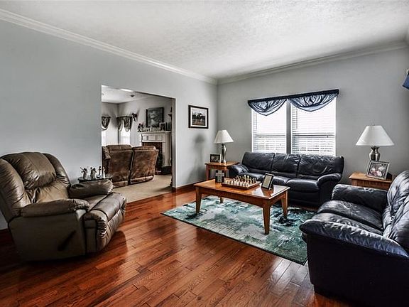 4th image of 503 Luke Ct