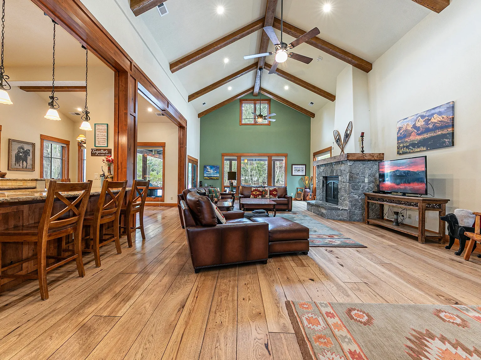 3 bed, 3.5 bath, 2977 sqft, $7,000 — Photo 4