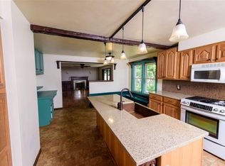 5127 NE Indian Creek Rd, Topeka, KS 66617