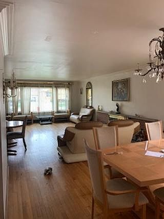 4th image of 10226 S Trumbull Ave