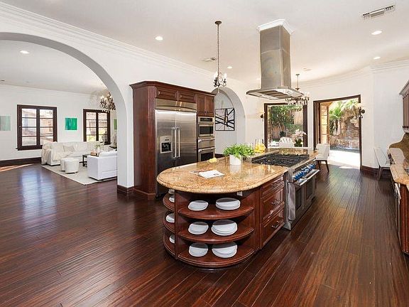 Large Open Kitchen with Breakfast Seating Area