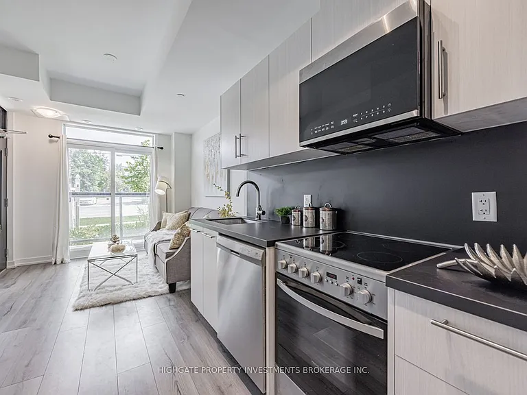 266 Finch Ave E #13 — Photo 12