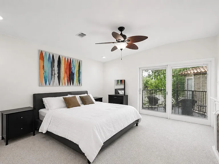 122 Acapulco Dr — Photo 13