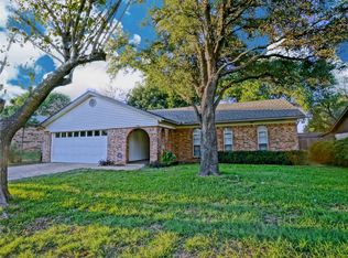2104 Pebblecreek Dr, Cleburne, TX 76033