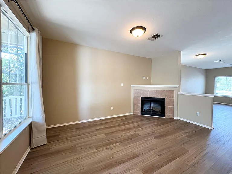 800 Bull Creek Pkwy — Photo 9