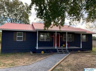 2402 Snodgrass Rd, Pisgah, AL 35769