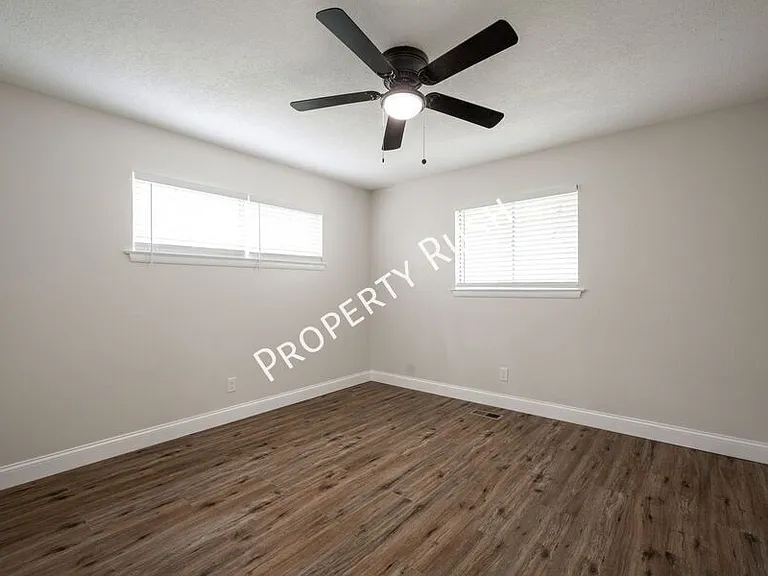 7714 Nautical Way #A — Photo 8