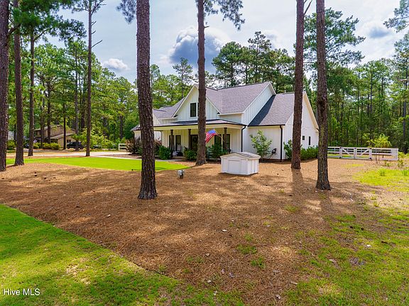 4th image of 1241 Linden Road