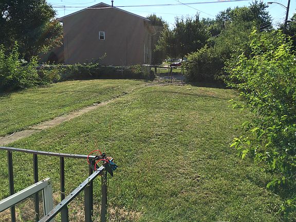 2nd image of 1943 Joyce Ave