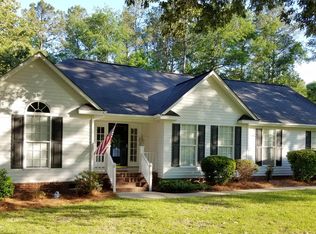 11 Hickory Point Ln, Elgin, SC 29045