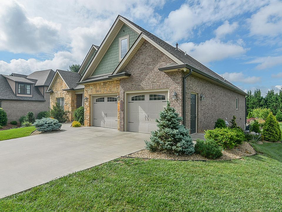 2085 Sawyers Pond Dr, Johnson City, TN 37604 Zillow