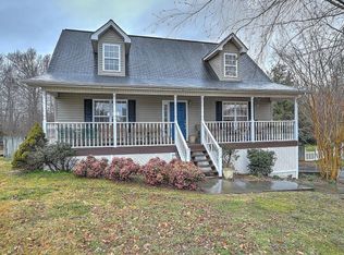 114 Royal Oaks Dr, Jonesborough, TN 37659