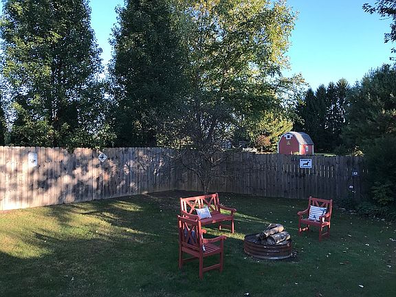 3rd image of 3419 Sandpiper Dr