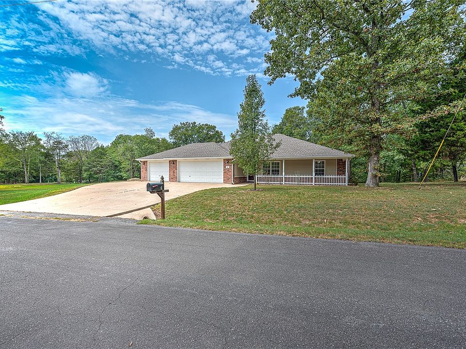 1st image of 6 Naworth Ln