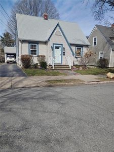 9 Amherst Ave, Pawtucket, RI, 02860