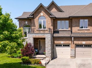 3005 Glover Ln, Burlington, ON L7M 0W2