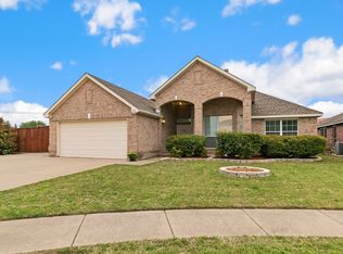 355 Tioga Dr, Arlington, TX 76002