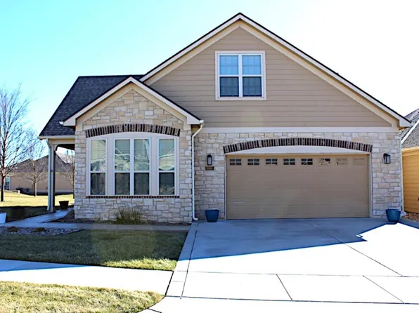 1009 E Cross Creek Pl, Derby, KS 67037
