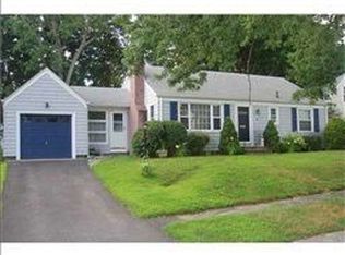 49 Yale Ave, Warwick, RI 02888