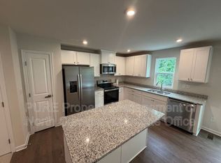 5945 Granbury Dr, Kannapolis, NC 28081