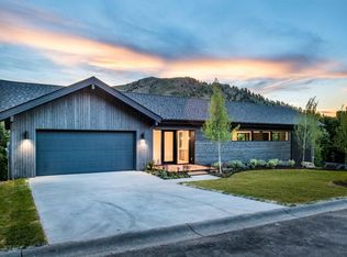2119 Hidden Ranch Ln, Jackson, WY 83001